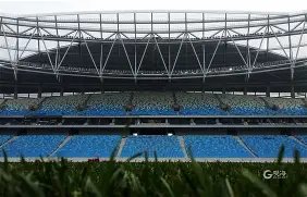 内马尔桑托,斯首秀破门,热泪盈眶吻,欧博,欧博体育,OUBO,Abg,欧博体育官网